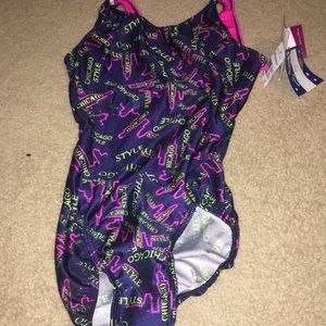 NWT MOTIONWEAR CHICAGO STYLE LEO